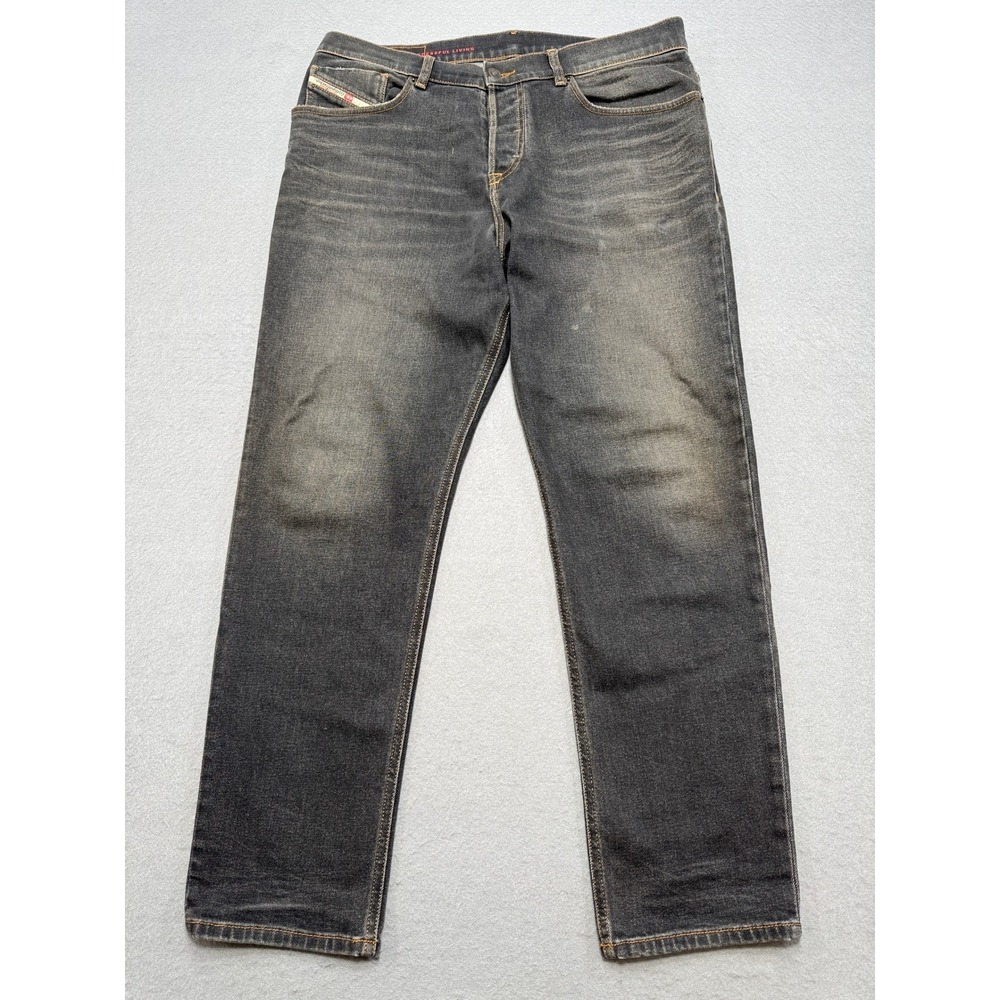 Diesel Jeans Men's 34 Black Faded Button Fly Straight Leg Whiskered Streetwear - Picture 1 of 11